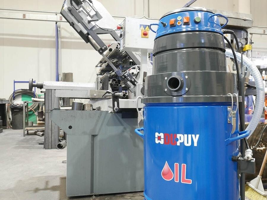 Vysavač na olej, špony a třísky, zabudované čerpadlo Dupuy OILVAC 100 P